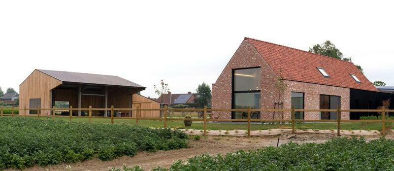 Gastenverblijf 'T Baertshof Zonnebeke Exterior photo