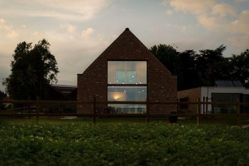Gastenverblijf 'T Baertshof Zonnebeke Exterior photo